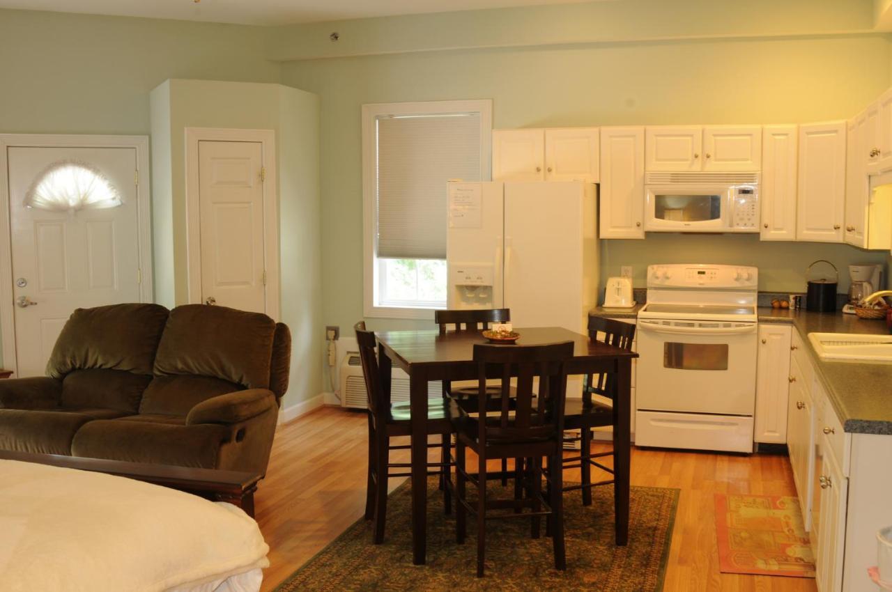 Acorn Hill Lodge And Spa Lynchburg Bilik gambar